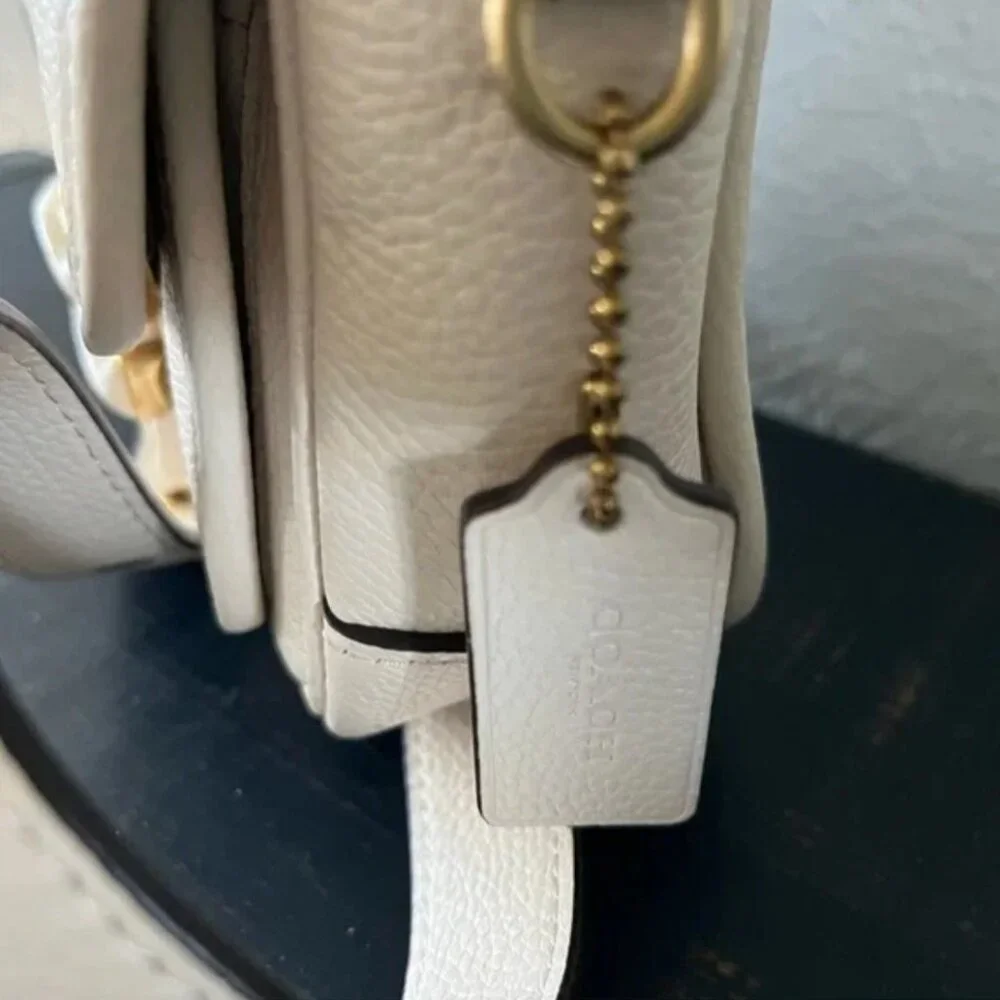 Coach Tabby Messenger 19 Chalk Leather Crossbody NWOT - Picture 2 of 8